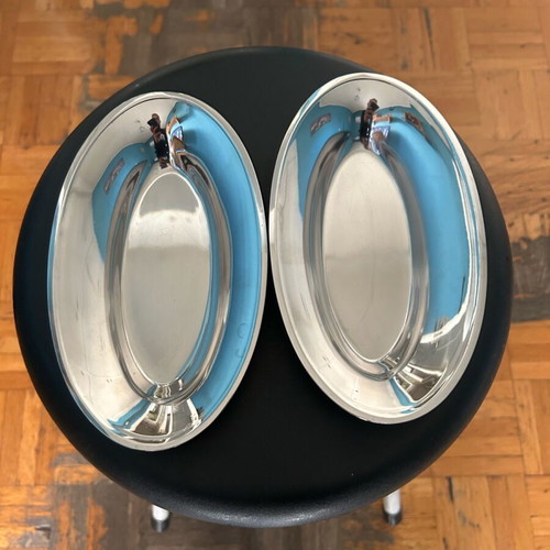 Serving trays like new