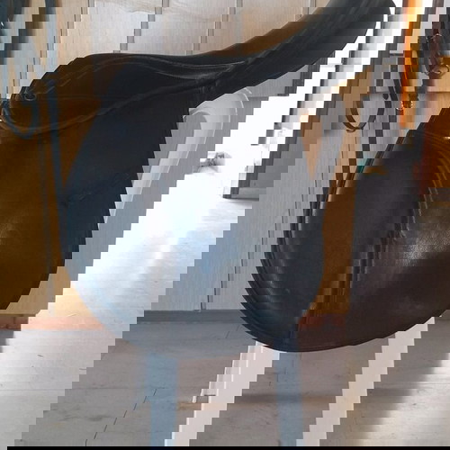 Регулируема седалка Bartl 17,5 инча като нова със синтетично дърво