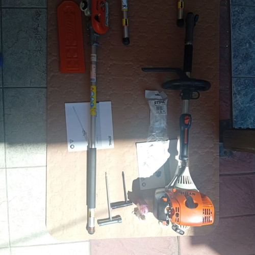 Stihl Kombi KM 90 R professional set like new with 3 attachments and accessories