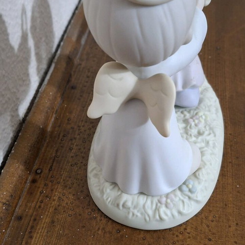 Precious Moments You Deserve a Halo – Thank You figure like new, Enesco 1995