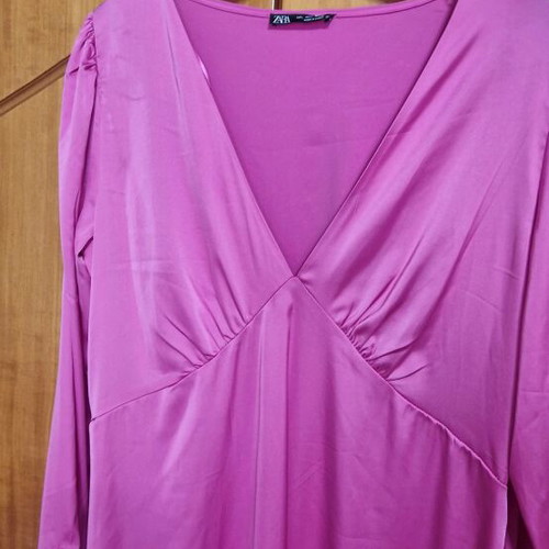 Zara dress fuchsia like new, size L