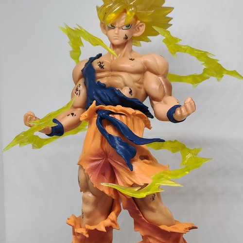Son Goku Super Saiyan figure 16cm like new, Dragon Ball collectible