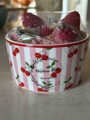 Handmade ice cream cup candle