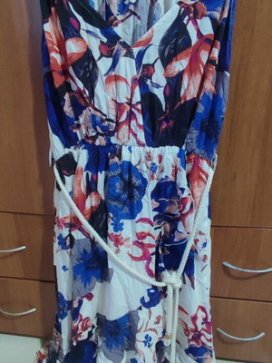 Summer dress 4 FOR YOU FASHION like new, asymmetric with ruffles