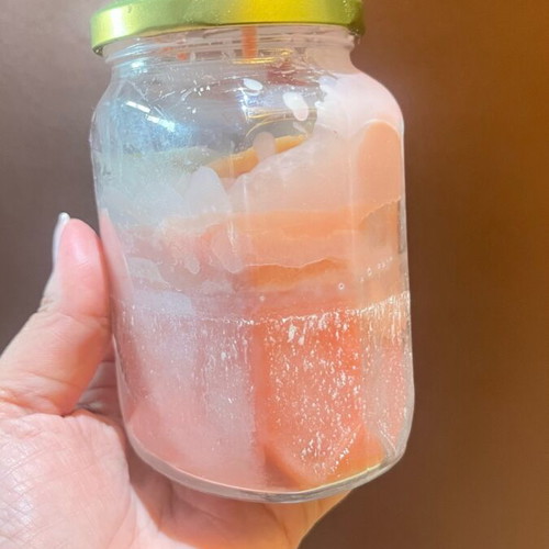 Craft wax used, lightly scented