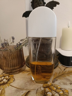 Sunflowers Elizabeth Arden perfume used, large bottle