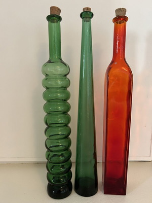 Glass bottles set of 3 like new, colored, 32 cm each