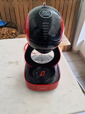 Καφετιέρα Krups Dolce Gusto μεταχειρισμένη, λειτουργική