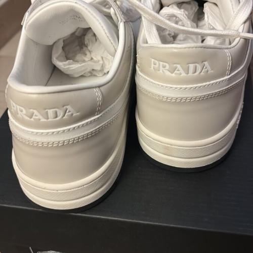 Prada sneakers like new, size 39.5, white and beige