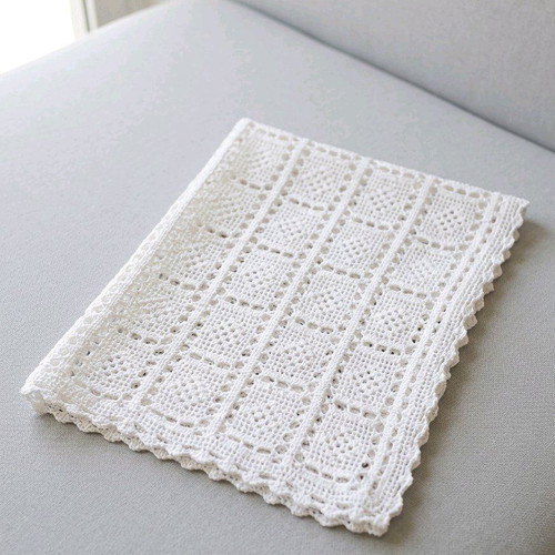 Handmade crochet table runner 80x45cm like new