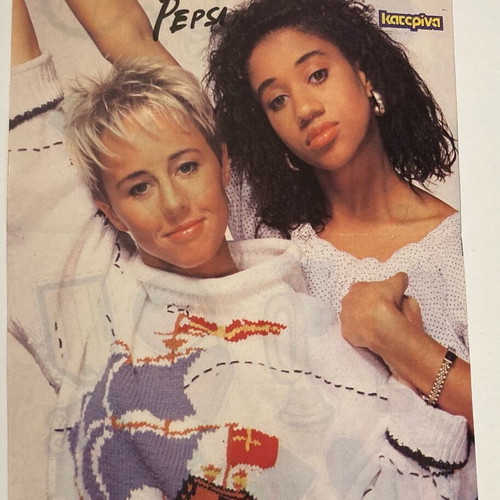 Pepsi & Shirlie Poster from magazine Katerina In good condition Price 4 Euros