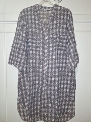 Celestino long shirt used, beige and white with buttons