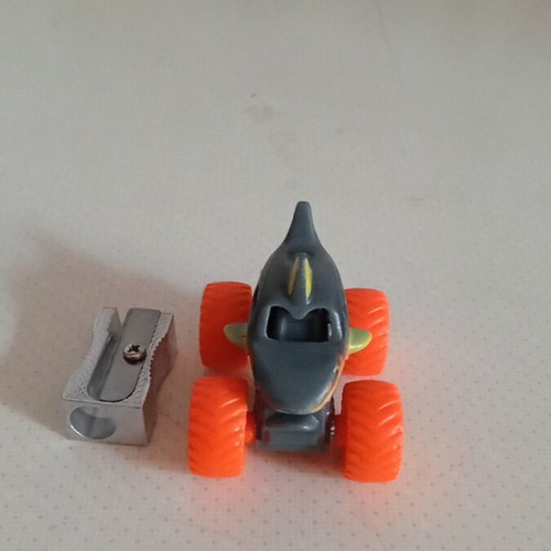Monster Jam Mini toy car like new