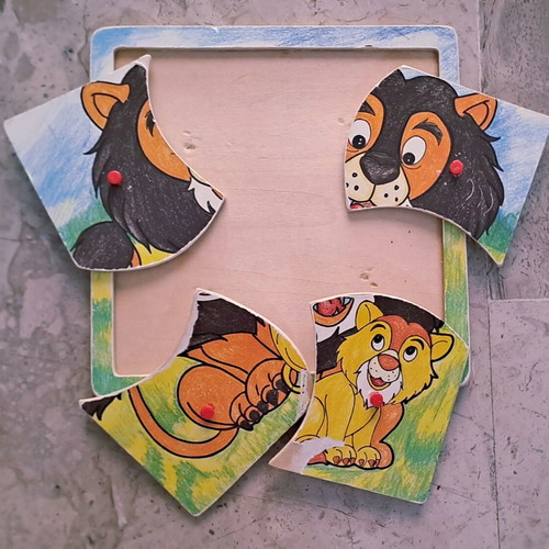 Ravensburger animal puzzles used, pack