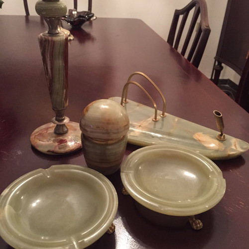 Set of onyx used