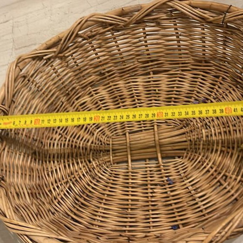 Basket for bombonieres like new