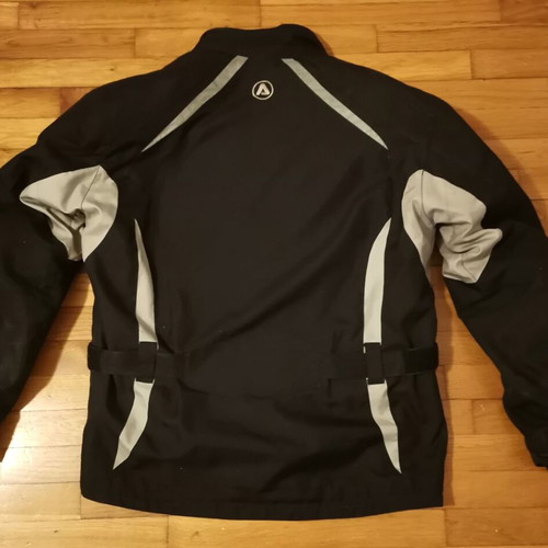 Acerbis medium jacket like new with removable lining and protections