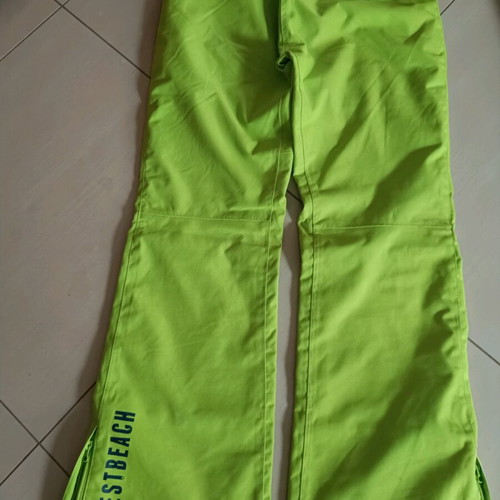 Westbeach women's ski pants used, size M, lime color