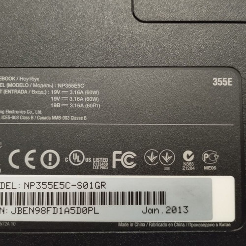 Samsung NP355E5C-A01GR Laptop 15.6" like new, AMD E-Series, 8GB RAM, 256GB SSD, Windows 11