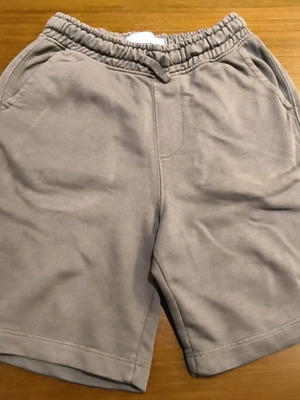 Zara shorts bermuda used for 10 years 140 cm gray