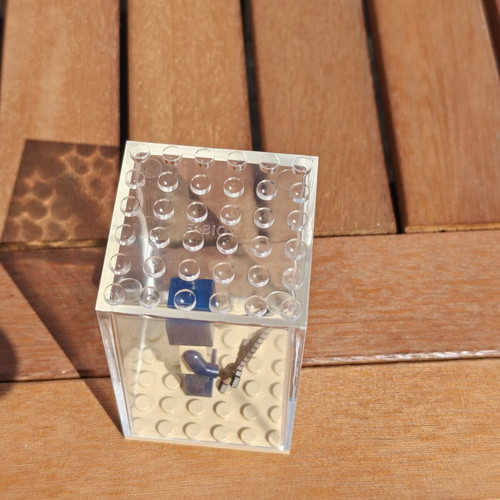 Minecraft LEGO minifigure in display box