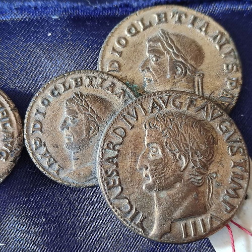 Bronze English buckle with Roman coin replicas used, 1860