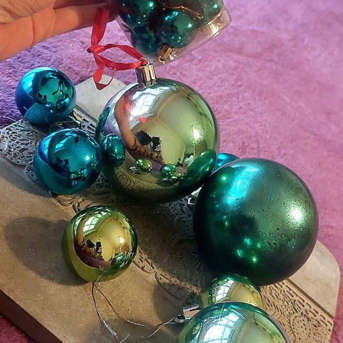 Set of 21 Christmas balls in green and turquoise shades
