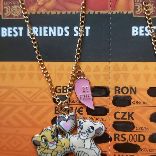 Disney The Lion King Best Friends necklace set new (2 pieces)