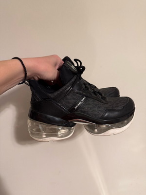 Michael Kors women's sneakers black like new, size 38-39 with transparent sole