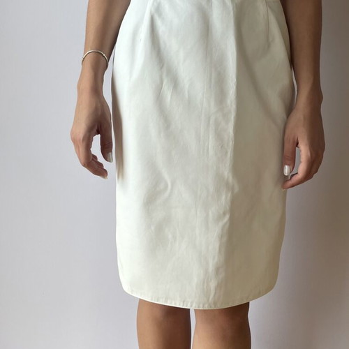 Laura Donini white summer skirt small size like new