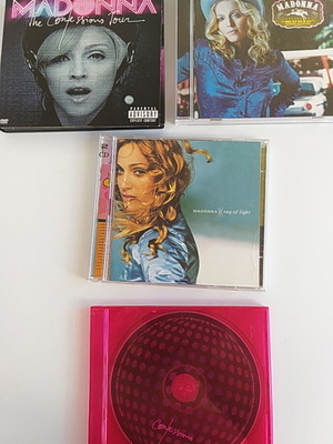Madonna 4 CD like new, pop