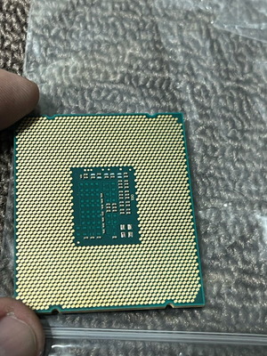 Intel Xeon E5-2630 v3 SR206 used 8-core 16-thread workstation processor