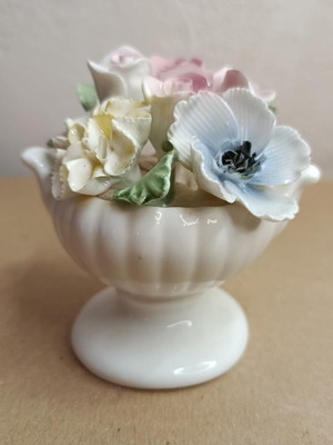 Fine Bone China Windsor Miniature Bowl Like New