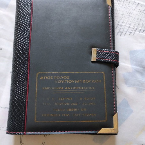 Agenda with solar calculator and notebook like new