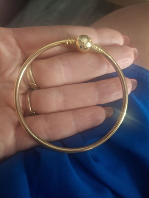 Gold bangle bracelet 19 cm with round clasp, A.L.E.