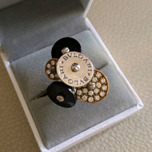 D&C silver cocktail ring like new, rotating circular elements