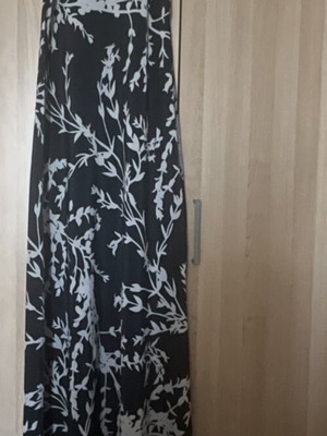 Summer dress black and white maxi, like new, medium/large