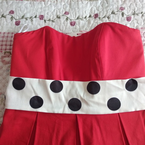 Strapless red cocktail dress new, size S-M by Shine 2gether