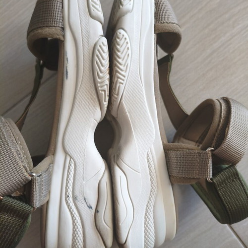 Level Anatomic women's sandals like new, olive khaki, size 37