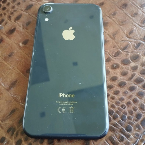 Apple iPhone XR, black, 64GB, 87% battery health, with case