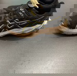  ASICS boy shoes no 28