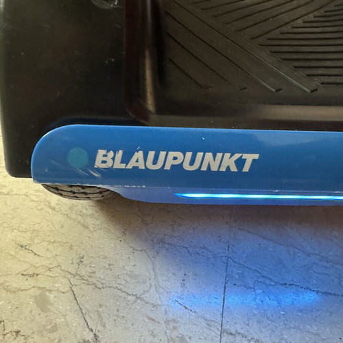 Hoverboard Blaupunkt like new with charger and carrying case