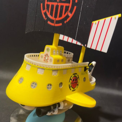 Law Submarine (Polar Tang) One Piece decorative figure new