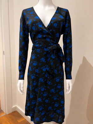 Pinko floral dress like new, black and blue, size XS