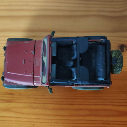 Jeep Wrangler Rubicon 2003 vintage collectible scale 1:27 model car like new