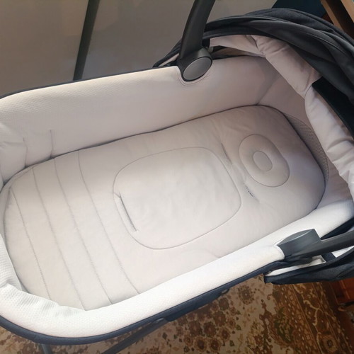 Inglesina Aptica Quattro baby stroller set like new