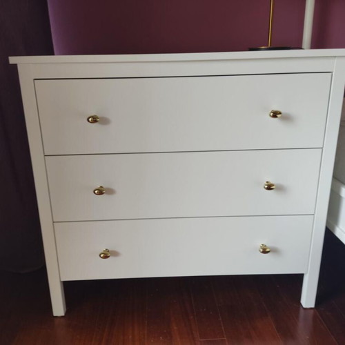 White nightstands, set of 2