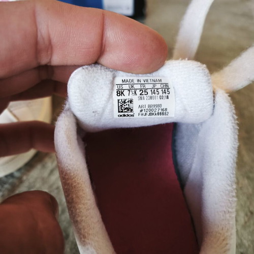 Adidas kids' shoes size 25 like new, white athletic