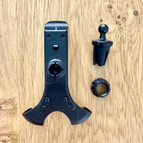 Car phone holder for air vent Ultimate Speed, like new