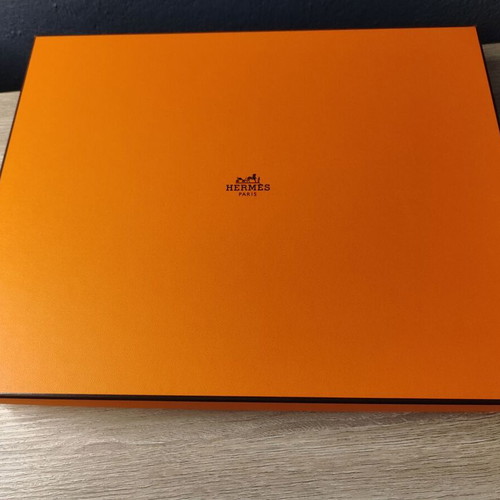 Hermes empty packaging box used 36 x 29 x 5.5 cm